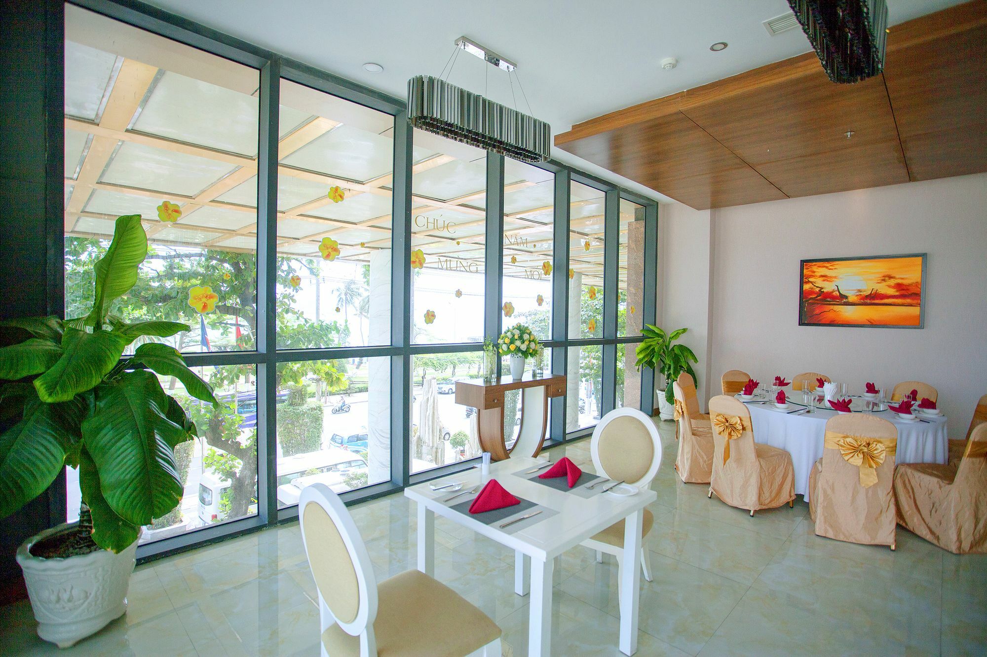 Sun And Sea Muong Thanh Holidays Nha Trang Exterior photo